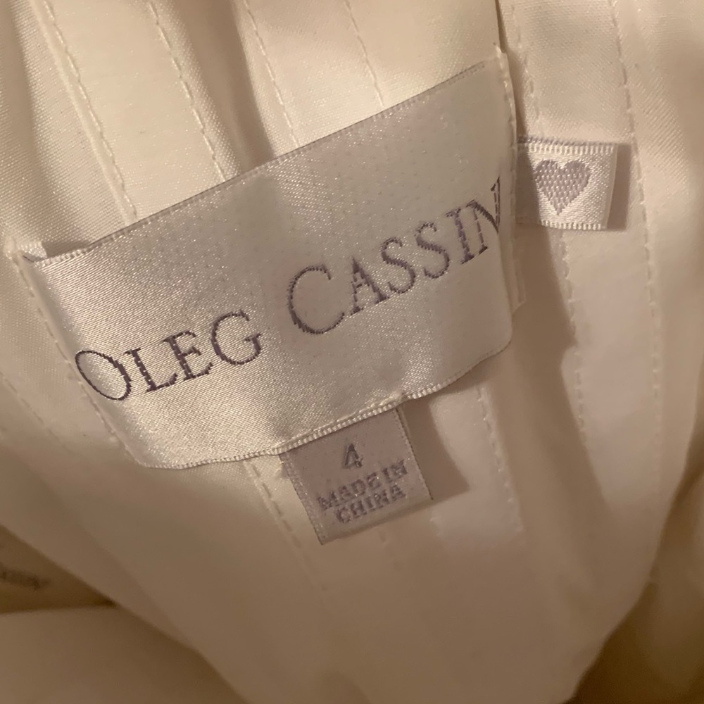 oleg cassini wedding dress size 4 - Picture 6 of 6